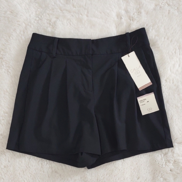 Calia Golf High - Rise ,4"Inseam Shorts - Picture 7 of 17